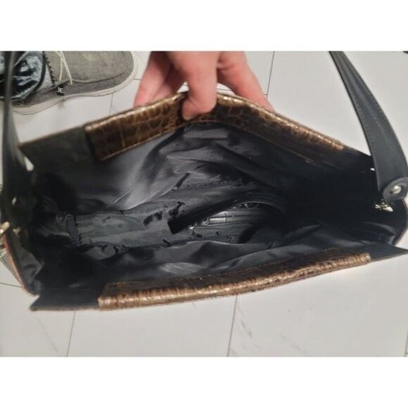 womens large pattened and worn miche drew purse - Picture 7 of 7